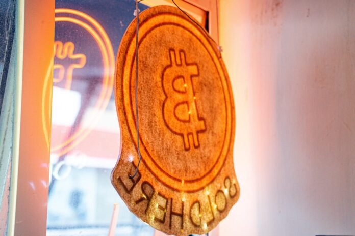 Bitcoin theinvestment.socialwits.in