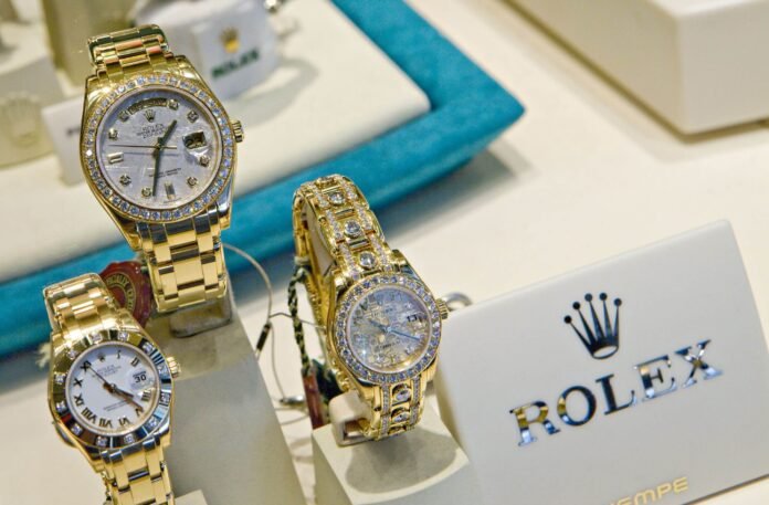 GettyImages-89641426-e1690831397305 theinvestment.socialwits.in