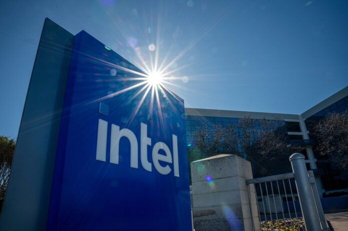 Intel comp - theinvestment.socialwits.in