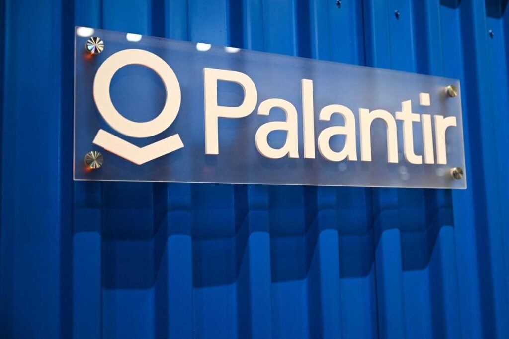 Palantir theinvestment.socialwits.in